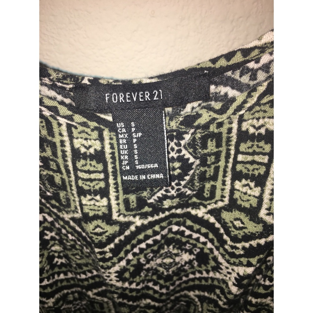 Romper - Picture 3 of 4